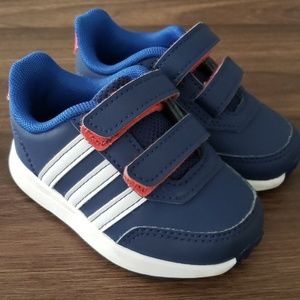 Toddler Adidas shoes 4